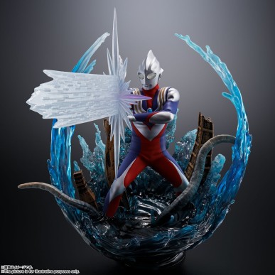 ULTRAMAN TIGA MULTI TYPE FIGUARTS ZERO