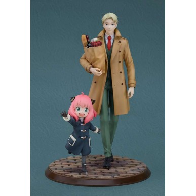 Spy x Family Anya & Loid 1/7 figure